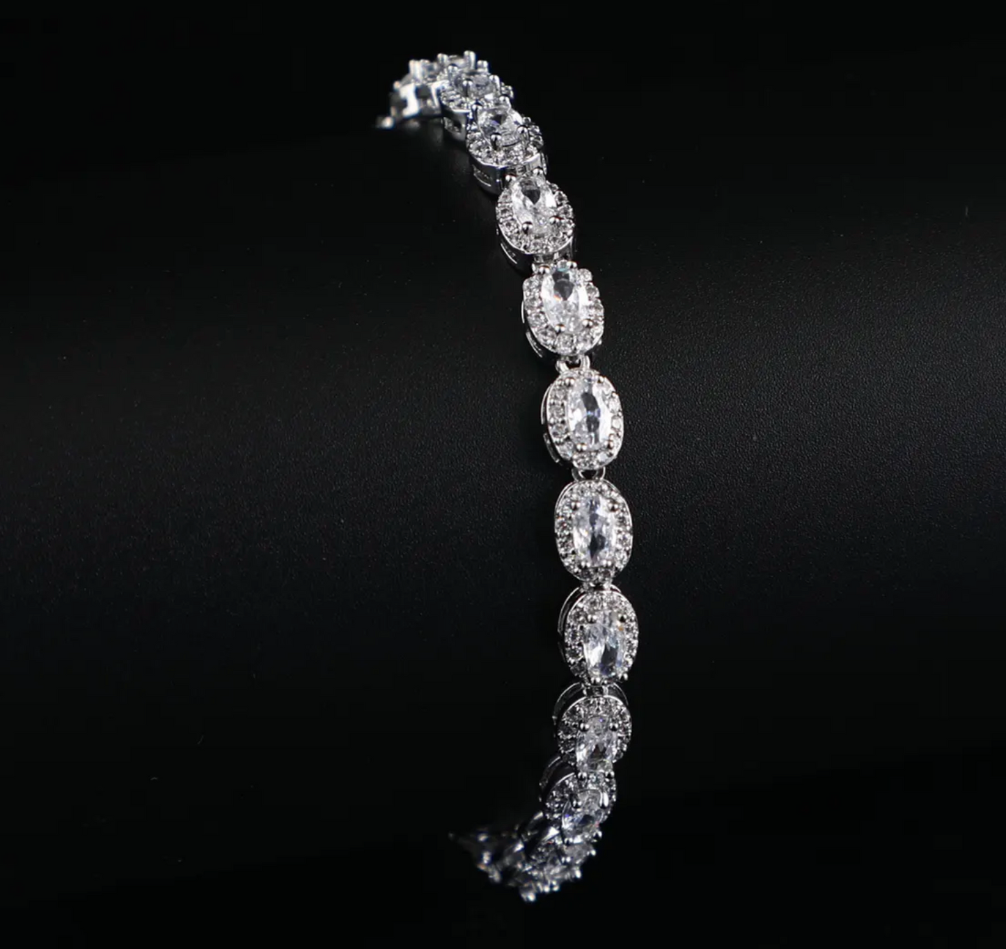 Apathy Oval Bracelet
