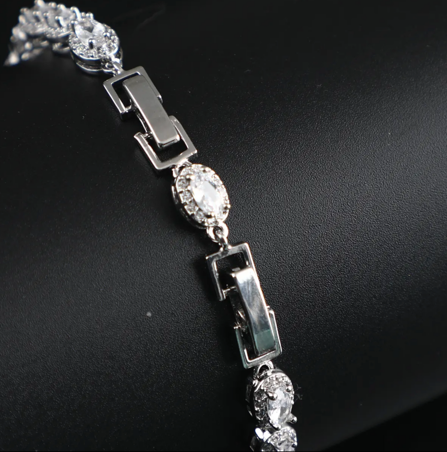 Apathy Oval Bracelet